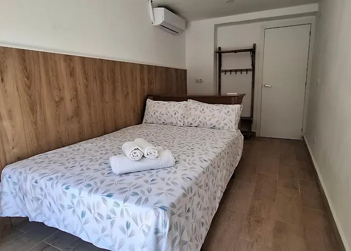 Casa La Ermita * Montmesa